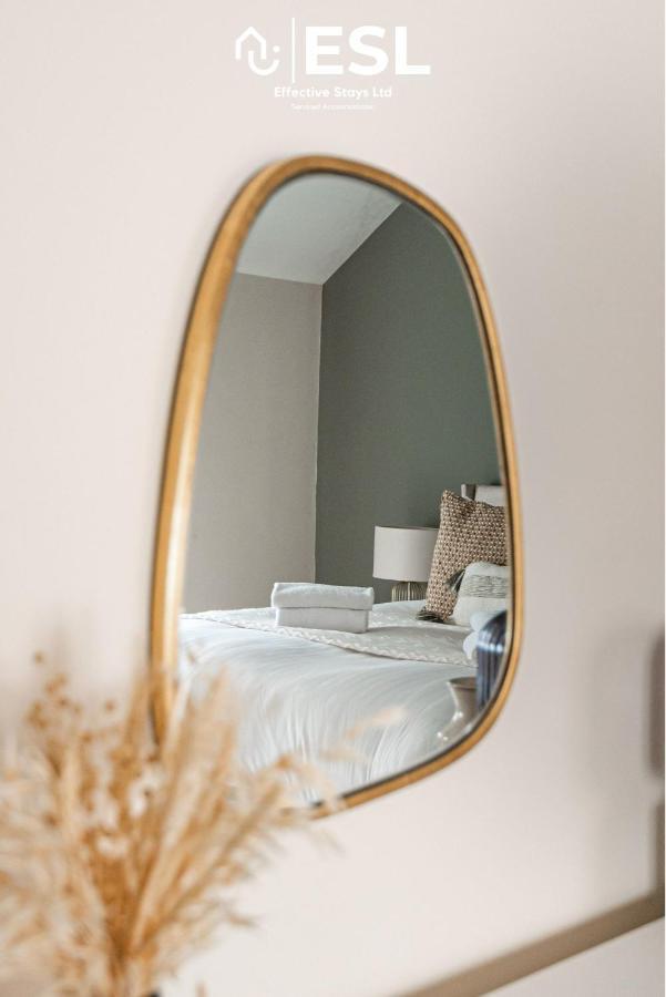 Super Central - Quiet - 2 Bedroom Cottage ชรูว์สเบอรี ภายนอก รูปภาพ