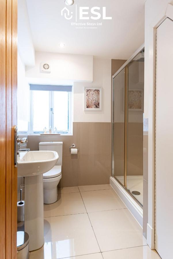 Super Central - Quiet - 2 Bedroom Cottage ชรูว์สเบอรี ภายนอก รูปภาพ